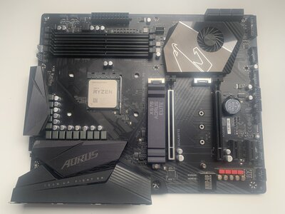 CPU5950x-MOBO.JPG