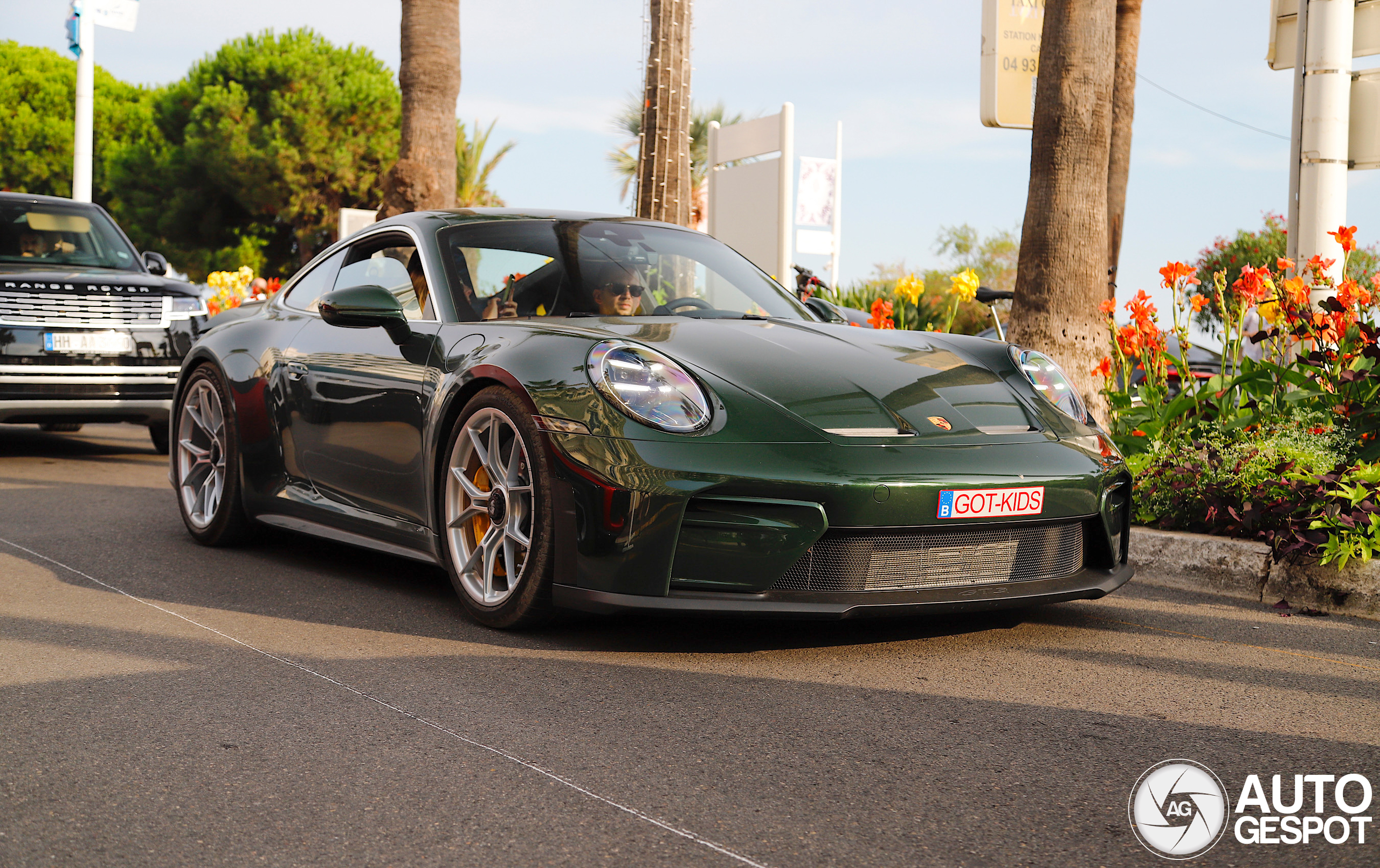 porsche-992-gt3-touring-mkii-607df-c650106082025195130_7.jpg