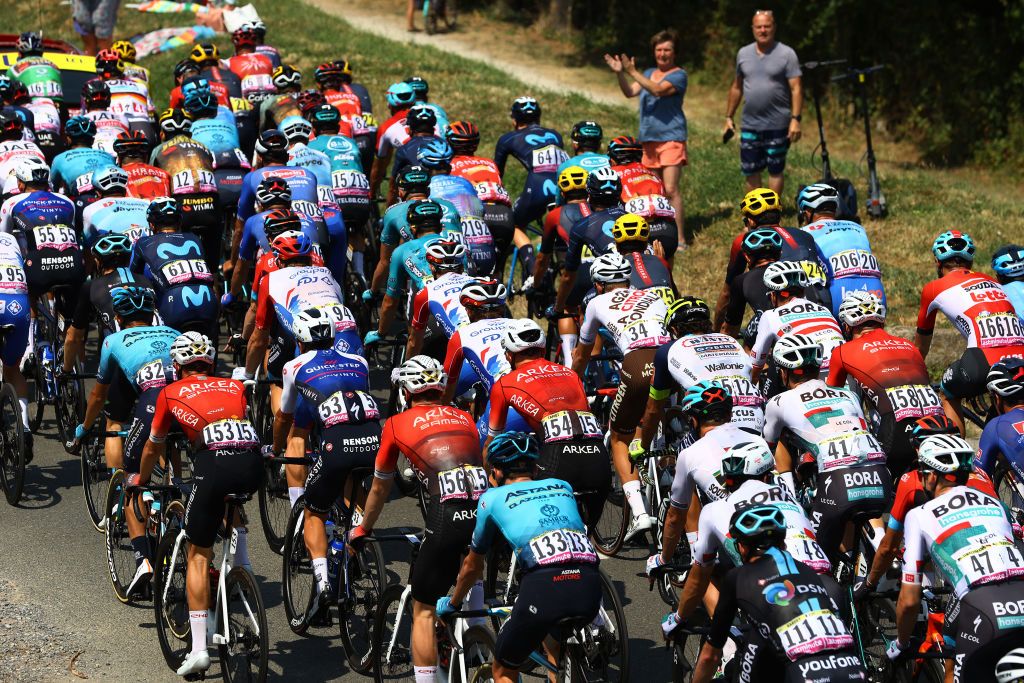 www.cyclingnews.com