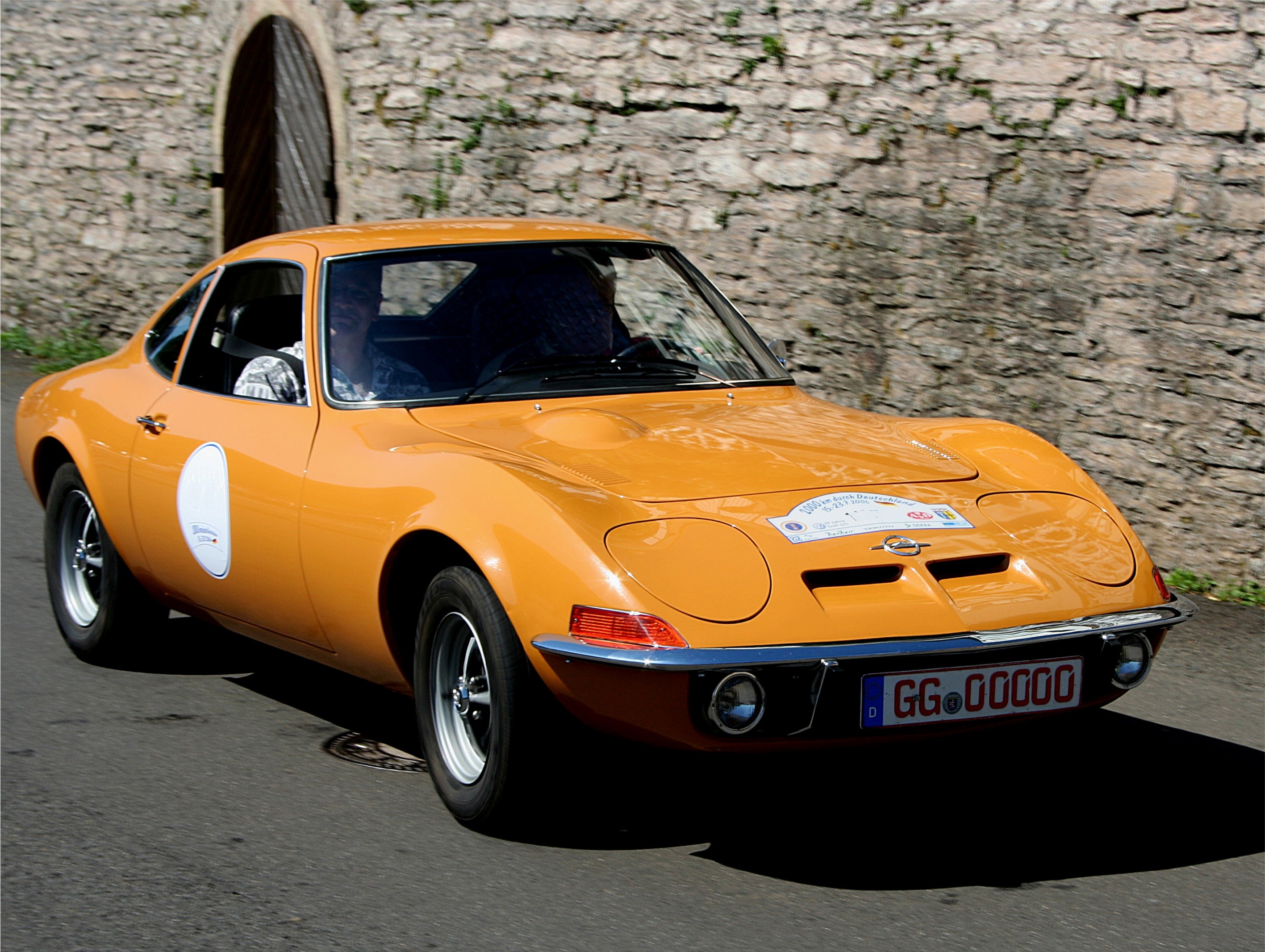 Opel_GT%2C_Bj._1973_am_16.07.2006.jpg