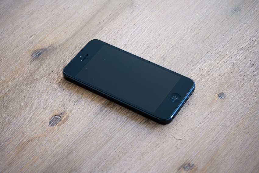 iphone1.jpg