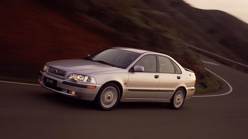 59_Volvo_S40_thumb.jpg
