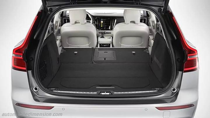 volvo-v60-2018-boot.jpg