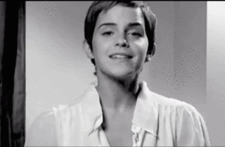 EmmablowingkissGiF.gif