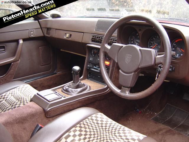 924b-L.jpg