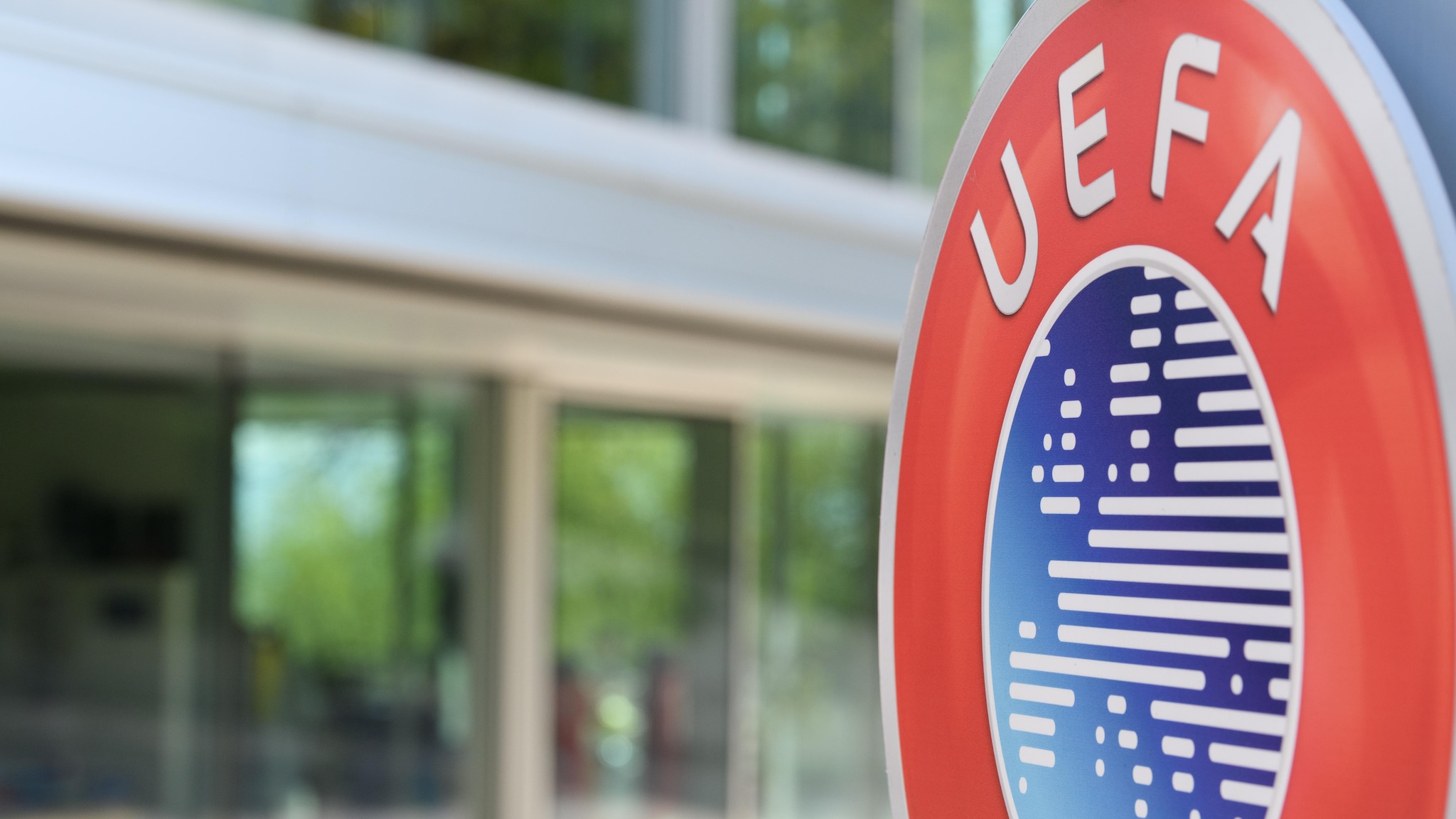 www.uefa.com