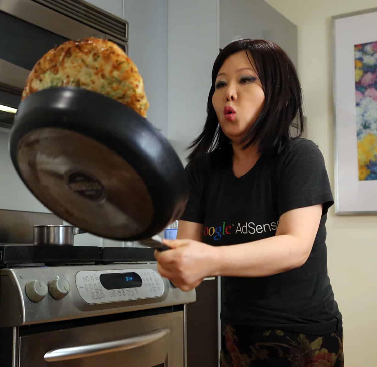 flipping-pancake.jpg