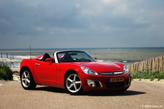 opel_gt_01.jpg