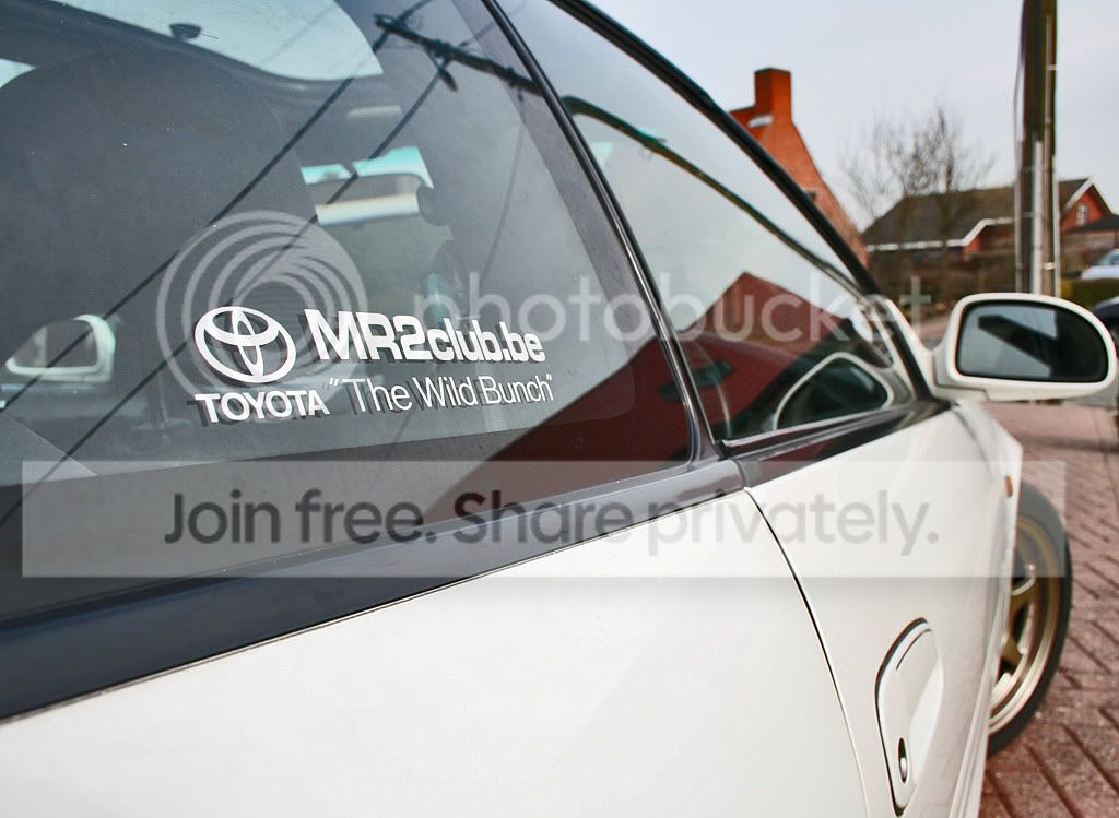 mr2clublogo.jpg