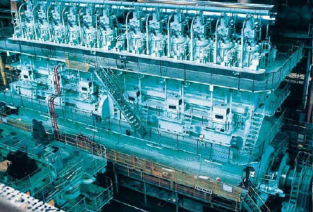 biggest-2-stroke-engine.jpg