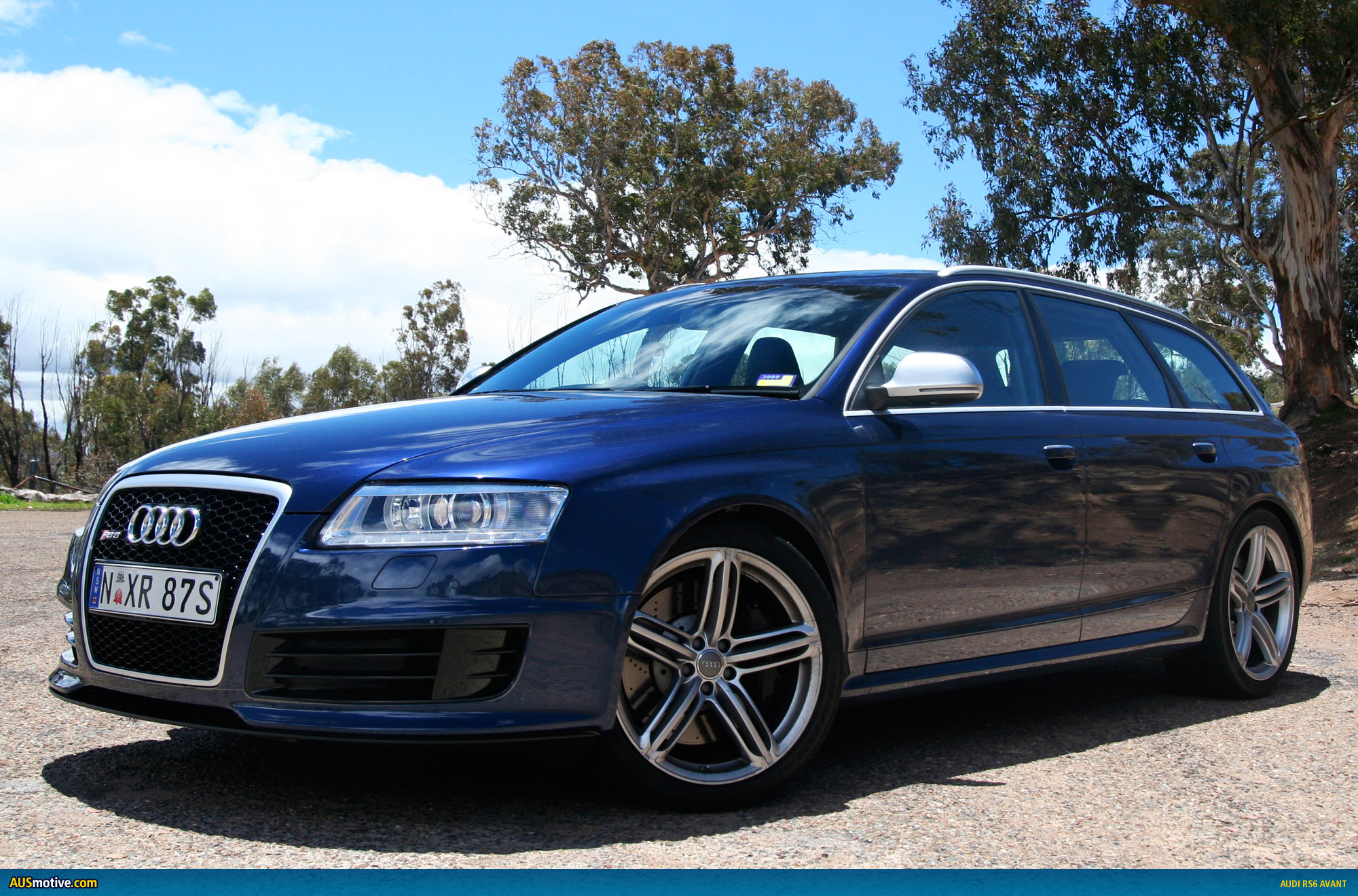Audi-RS6-Avant-17.jpg