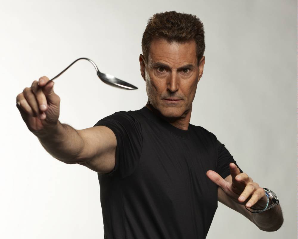 CorteX_uri_geller.jpg