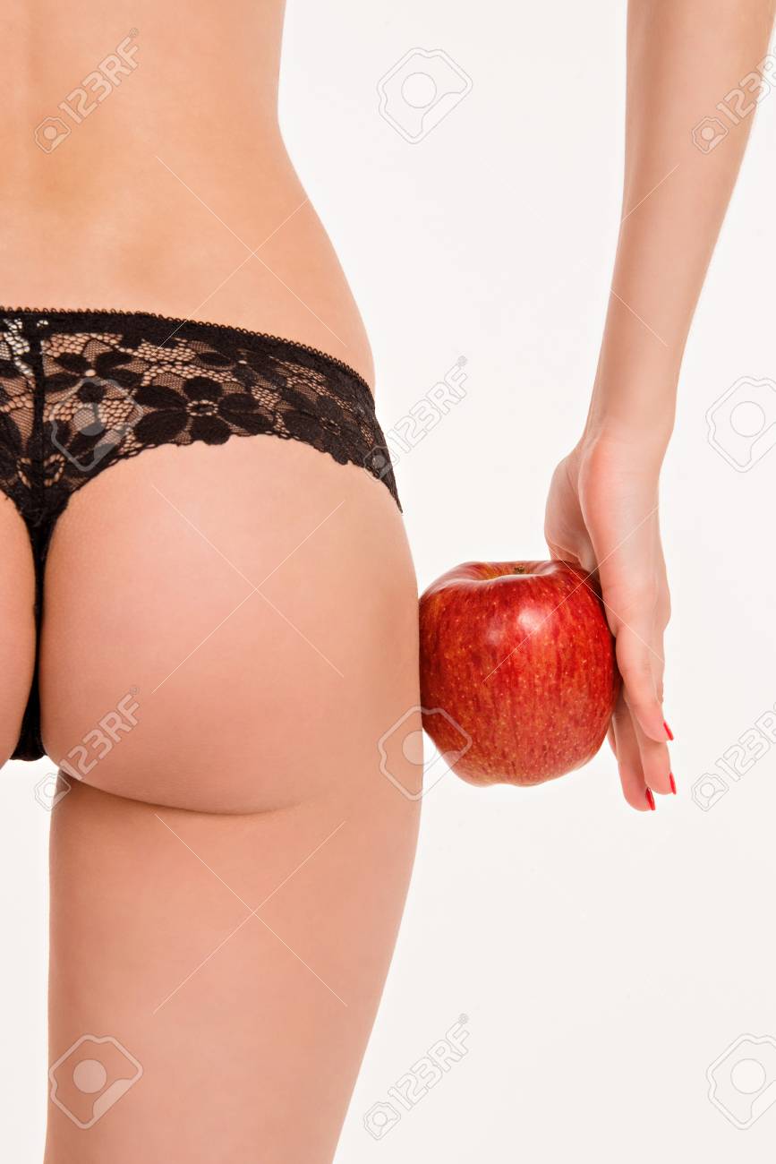 45928787-female-shapes-and-red-apple-back-view-of-young-girl-with-nice-buttocks.jpg