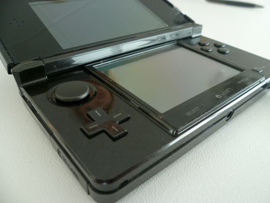 550w_gaming_3DS_2.jpg