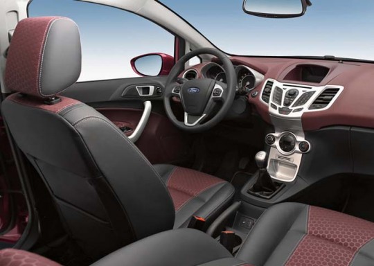 2008-ford-fiesta-interior-540x384.jpg