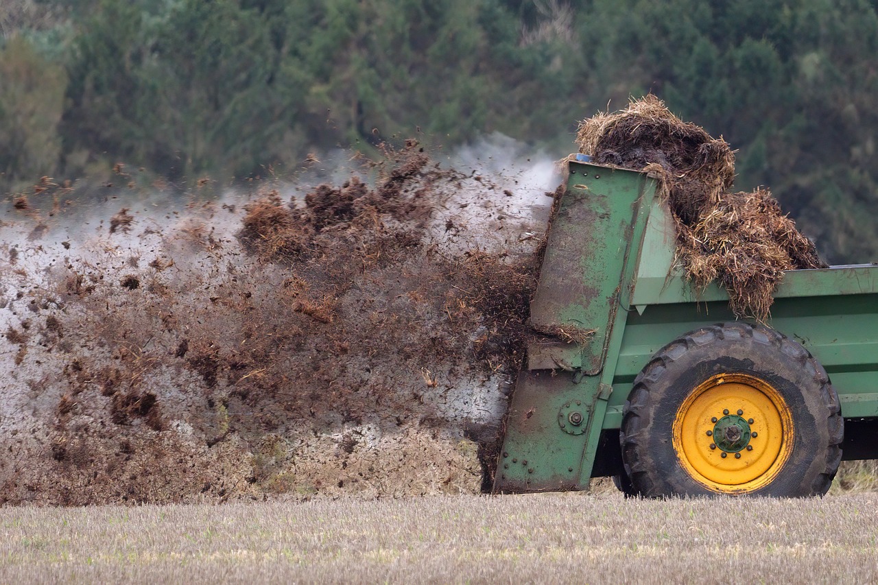 organic-fertiliser.jpg