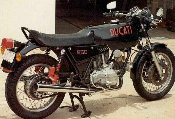r-ducati%20860%20gt.jpg