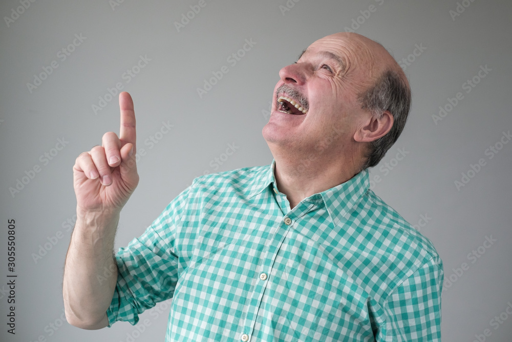 1000_F_305550805_8AG7teT7E5EMMS1T2yNldvSwBlsp3Sn1.jpg
