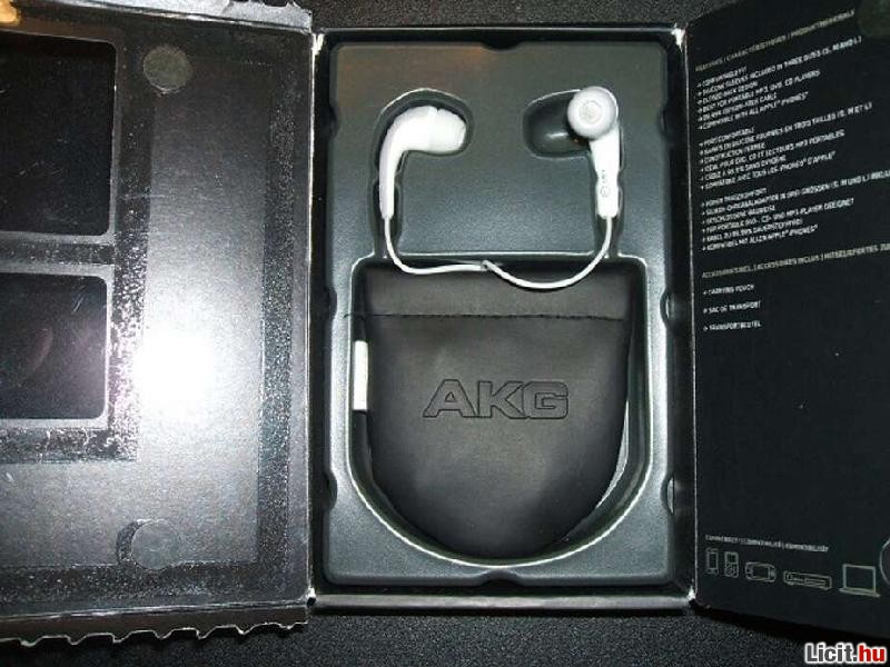 1266753034_AKG_K_321_1.jpg