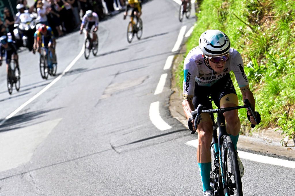 www.cyclingnews.com