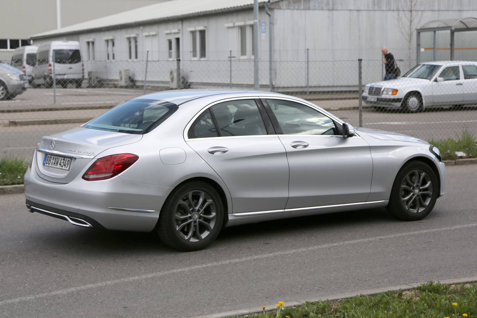 Mercedes-C-class-Facelift-006.jpg