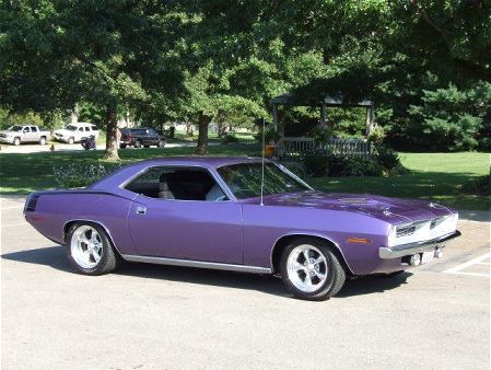Plymouth-Hemi-Cuda-4.jpg