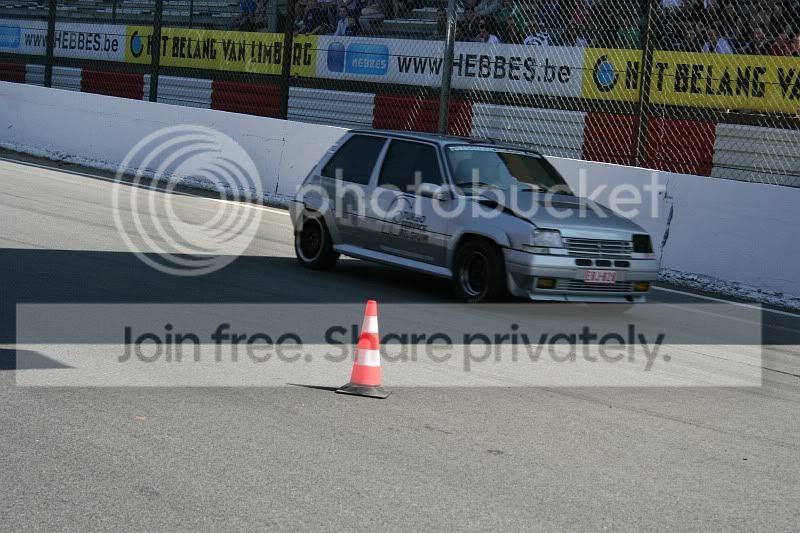 sized_racewars2010050.jpg