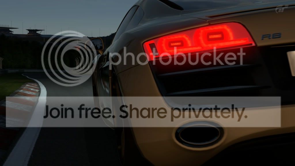AudiR852FSIQuattro098.jpg
