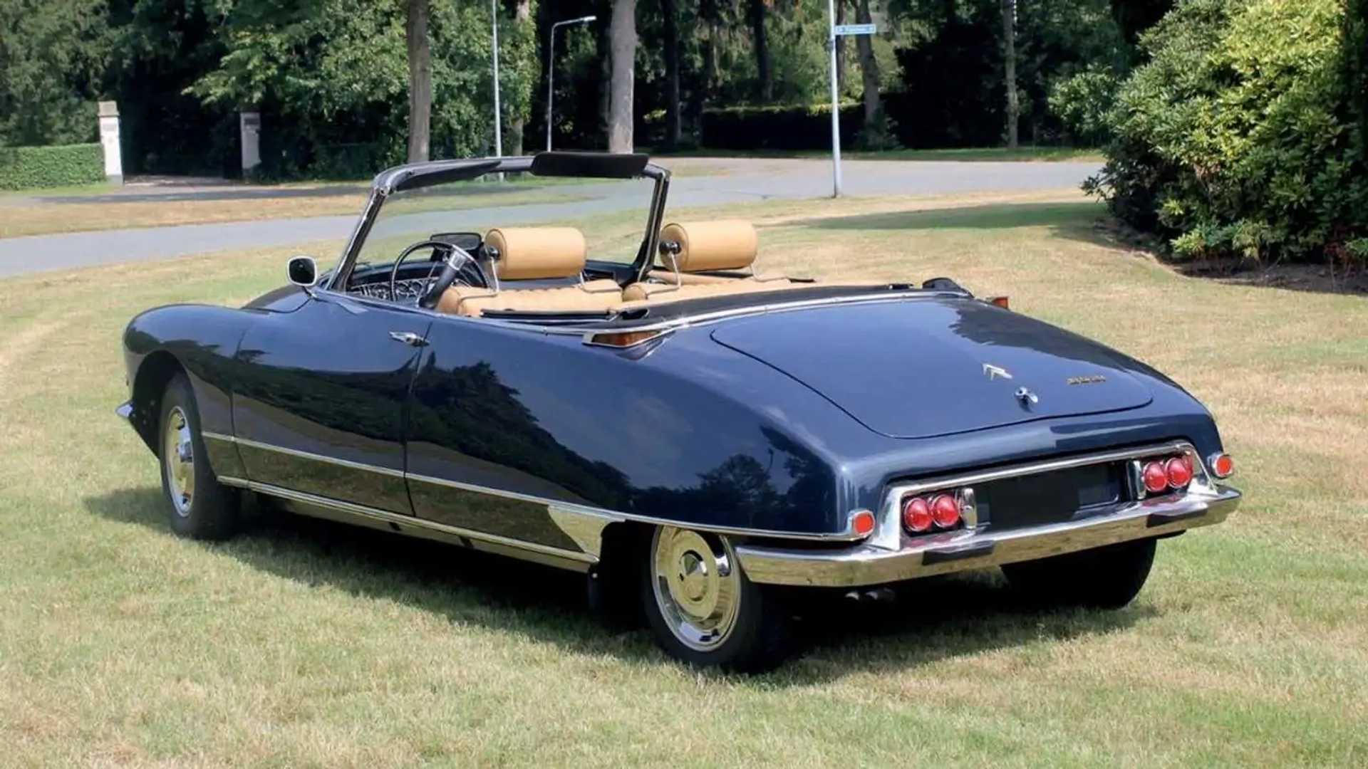 citroen-ds-21-cabriolet-de-1966.jpg