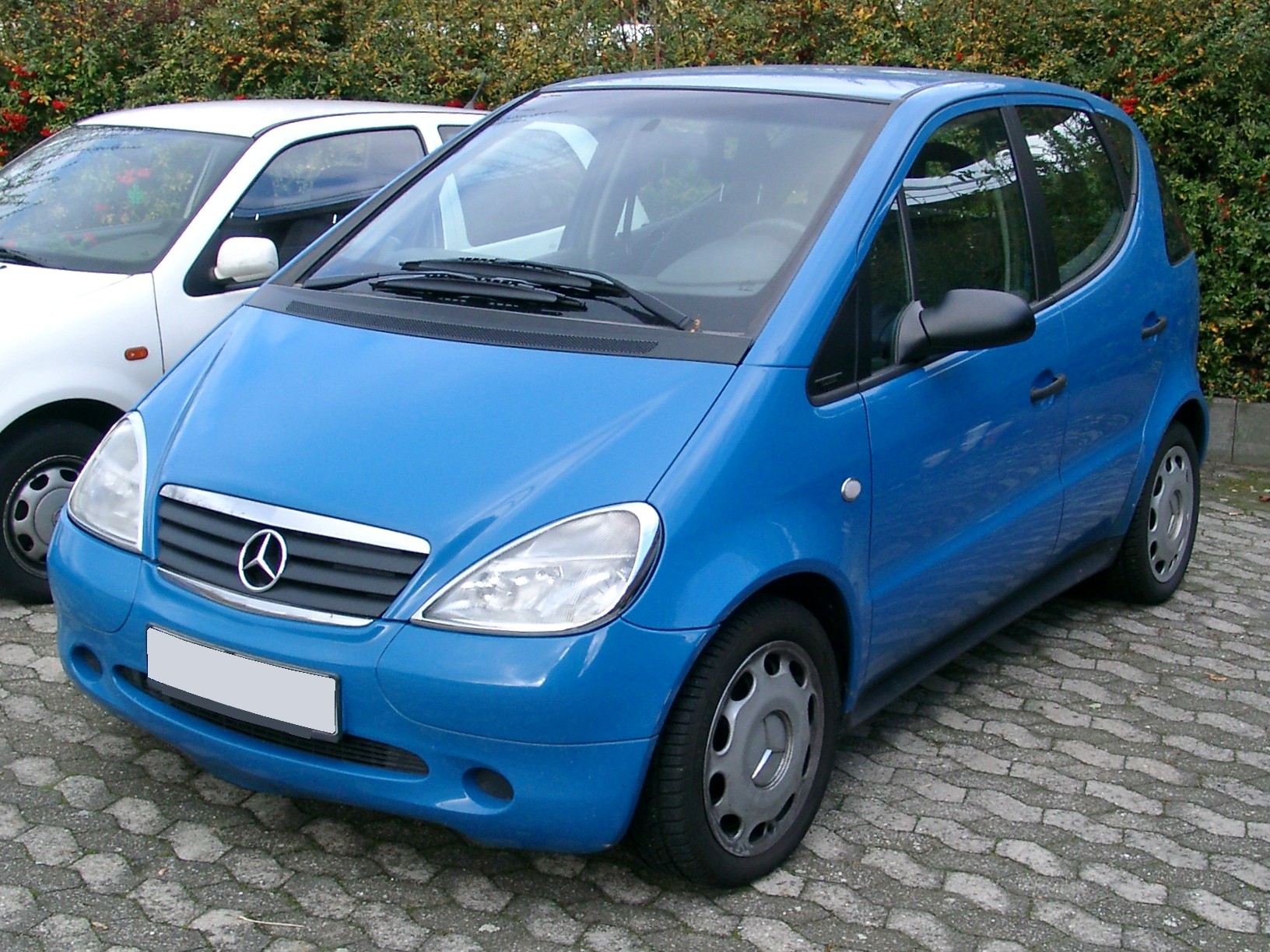 Mercedes_W168_front_20071109.jpg