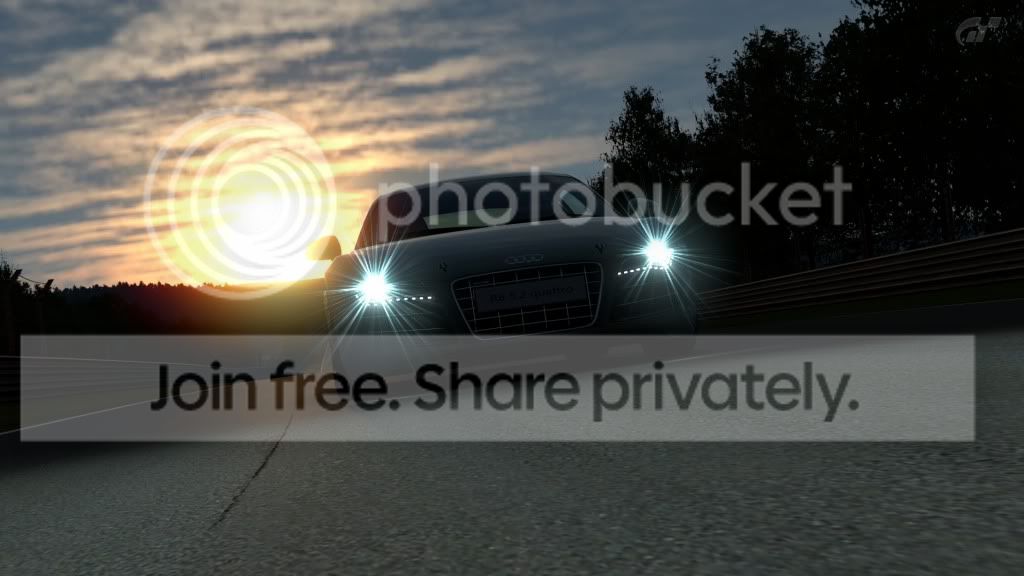 AudiR852FSIQuattro095.jpg
