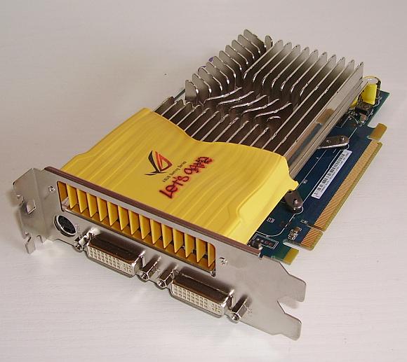 asus_8600gt_02.jpg