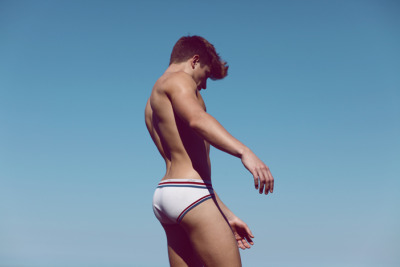 tumblr_mbpxj4mv6e1qax8dro1_400.jpg