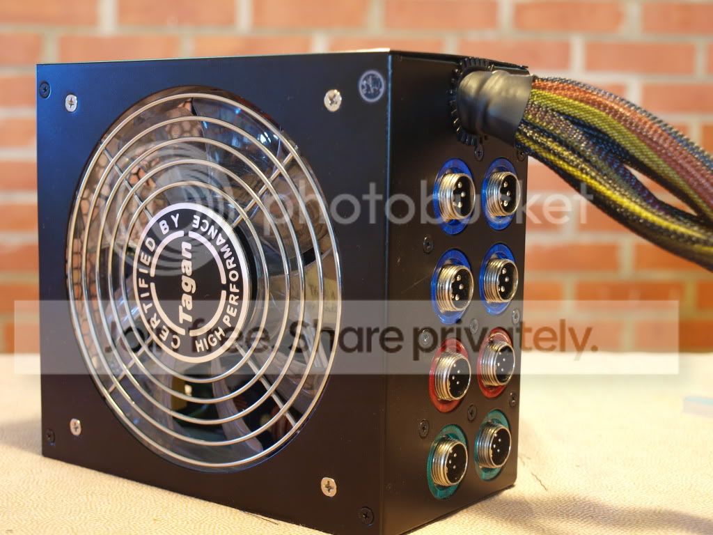 RO285037.jpg