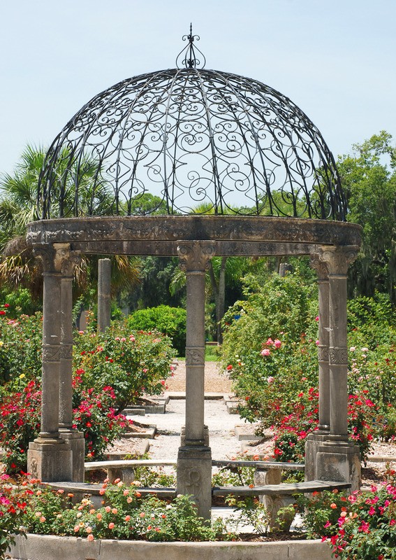 tuinposter_koepel-in-tuin.jpg