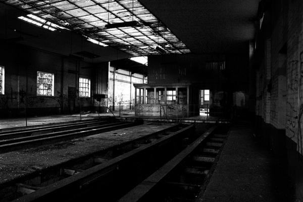 Watch_Your_Step_by_SyRuS_Photography.jpg
