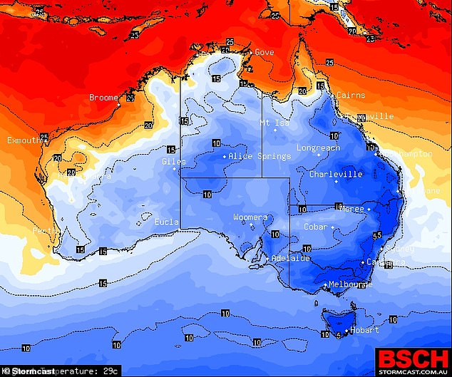 58895385-10902331-An_icy_polar_blast_is_sweeping_through_Australia_forcing_the_mer-a-2_1654826657551.jpg