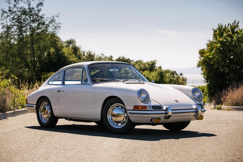 Porsche-911-1964.jpg